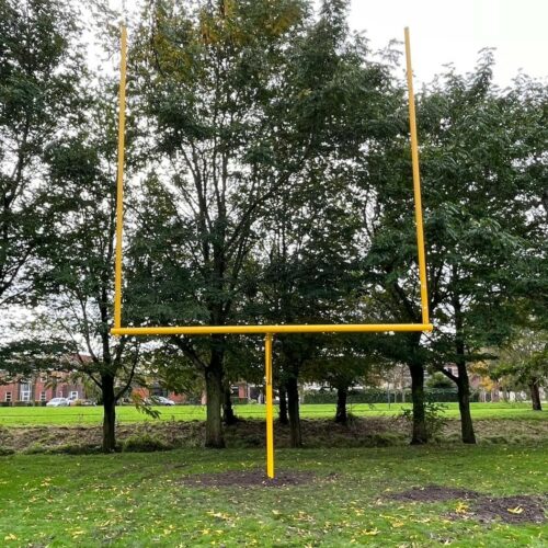 American Football Y- goal 16 Onze rugbydoelen in de gemeente Hoorn. Topsegment. Afmetingen 9,14×5,63 meter